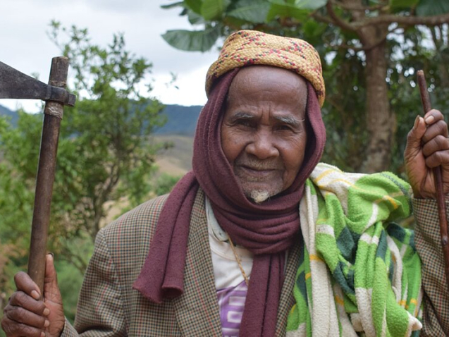 csm_20241001_Madagascar_Ramoma_Pierre_1st_Heritage_Holder_of_Ambondrombe_Sacred_forest_UNDP_a60a4d68ae